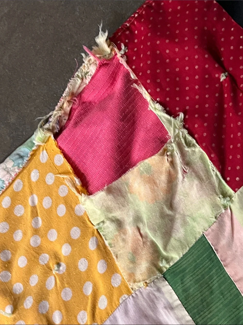 Vintage TLC Patchwork Cotton Quilt - Multicolor Floral & Polka Dot Design